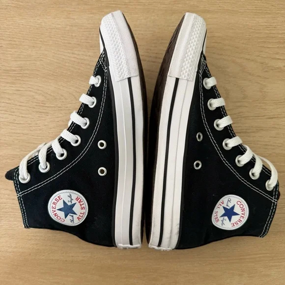 Women’s Converse All Star - Picture 5 of 5